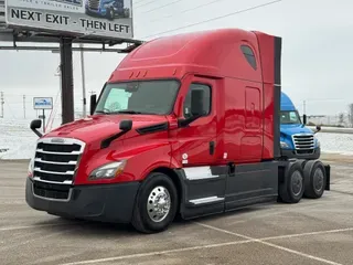 2021 FREIGHTLINER Cascadia 126