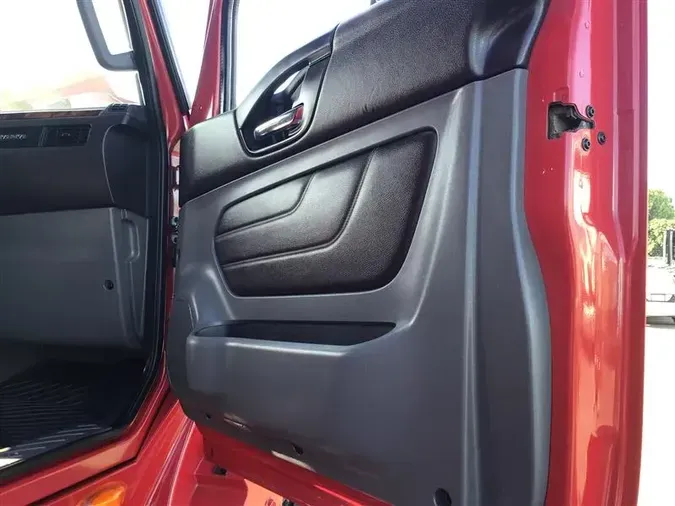 2021 INTERNATIONAL LT625
