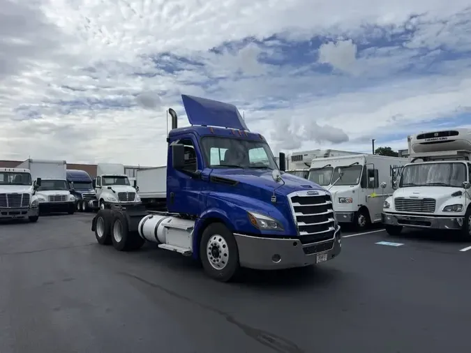 2020 FREIGHTLINER/MERCEDES NEW CASCADIA PX1266460c58cd7666552b795e2d3940e01260a