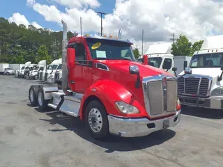 2020 KENWORTH TRUCKS T-680