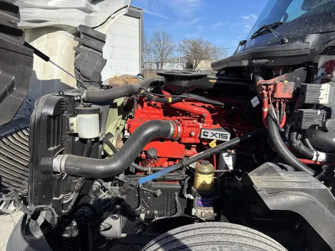 2022 International LT625