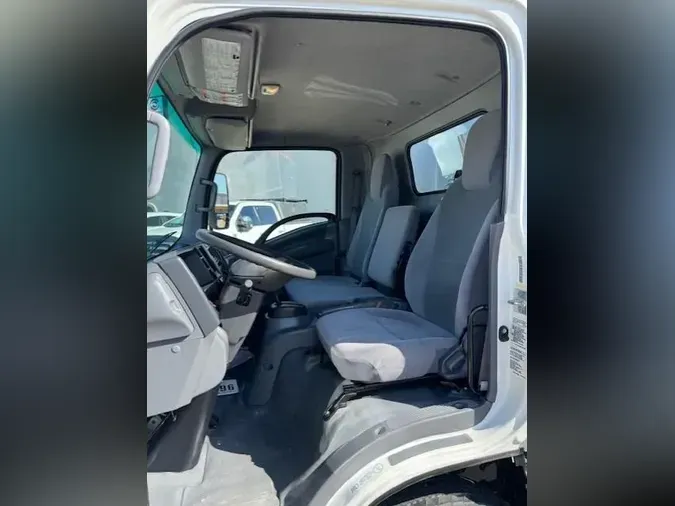 2022 Isuzu NPR-XD