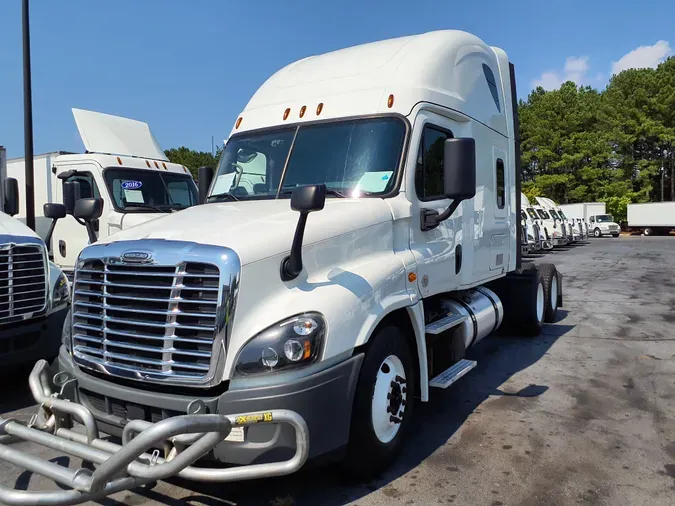 2018 FREIGHTLINER/MERCEDES CASCADIA 125