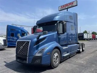 2019 VOLVO VNL760