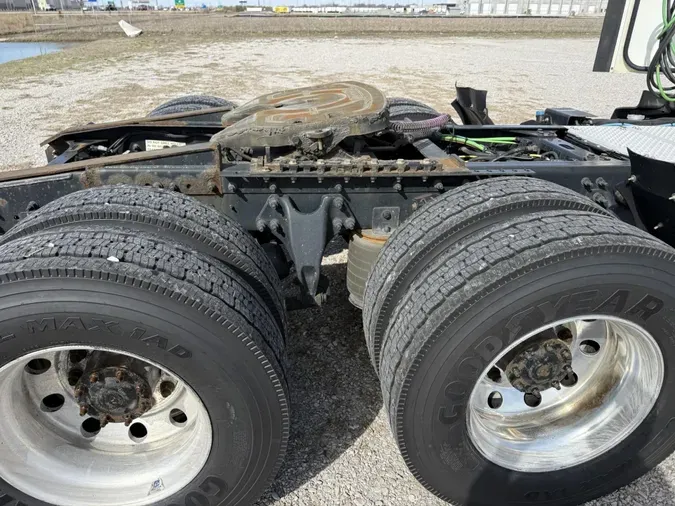 2021 International LT625