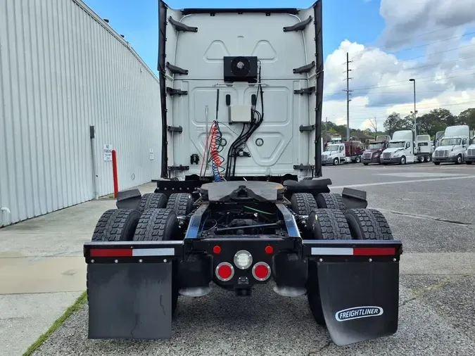2020 FREIGHTLINER NEW CASCADIA PX12664