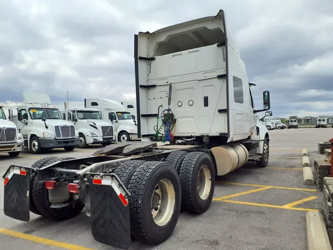 2019 NAVISTAR INTERNATIONAL LT625 SLPR CAB