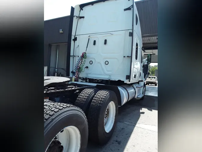 2021 FREIGHTLINER/MERCEDES NEW CASCADIA PX12664