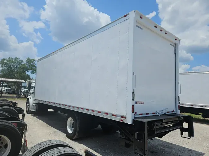 2016 FREIGHTLINER/MERCEDES M2 106