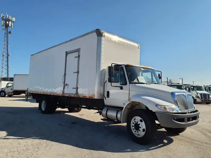 2019 NAVISTAR INTERNATIONAL 4300