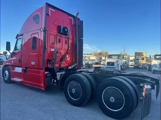 2019 FREIGHTLINER/MERCEDES CASCADIA 125