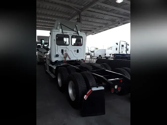 2016 FREIGHTLINER/MERCEDES CASCADIA 125