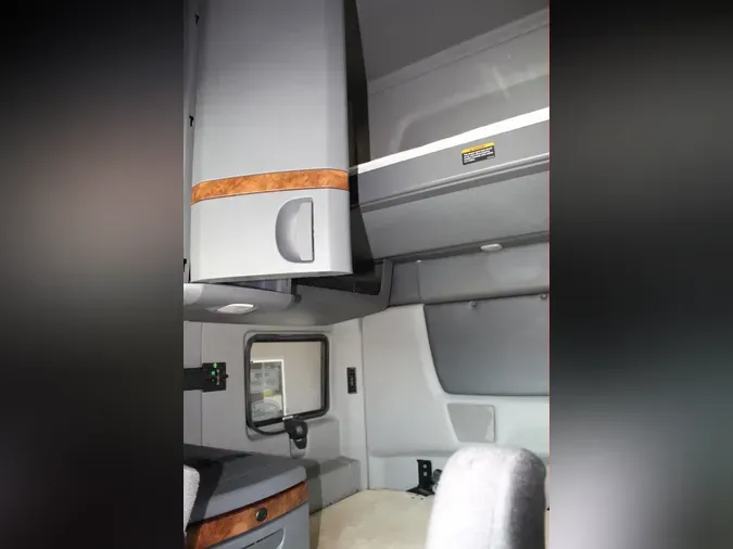 2020 International LT625