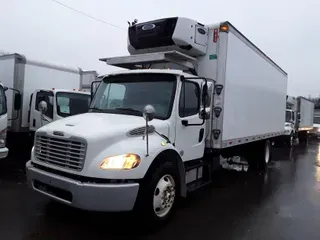 2017 FREIGHTLINER/MERCEDES M2 106