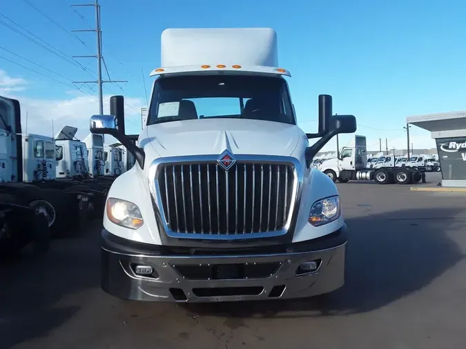 2019 NAVISTAR INTERNATIONAL LT625 DAYCAB T/A