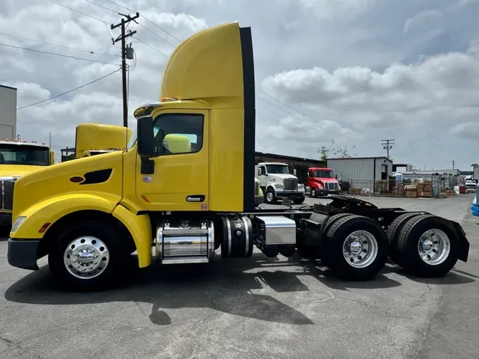 2021 Peterbilt 579