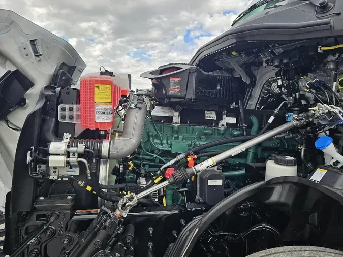 2026 VOLVO VNL64T86060ec3a7a97f3d0c124662b11b62abdb1