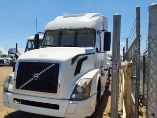 2016 VOLVO VNL64TRACTOR