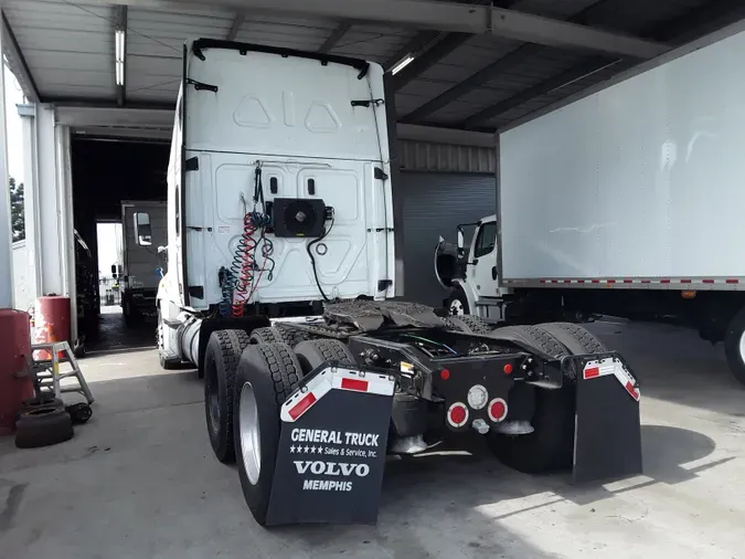 2019 FREIGHTLINER/MERCEDES CASCADIA 125