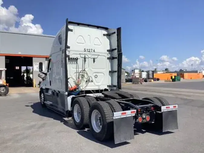 2021 Freightliner Cascadia