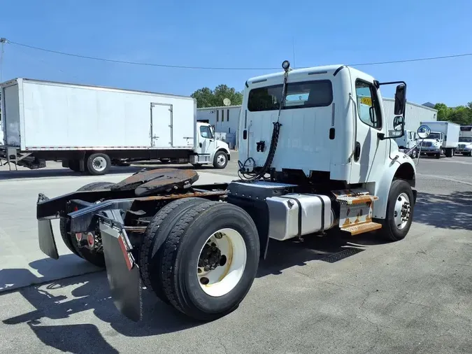 2018 FREIGHTLINER/MERCEDES M2 106