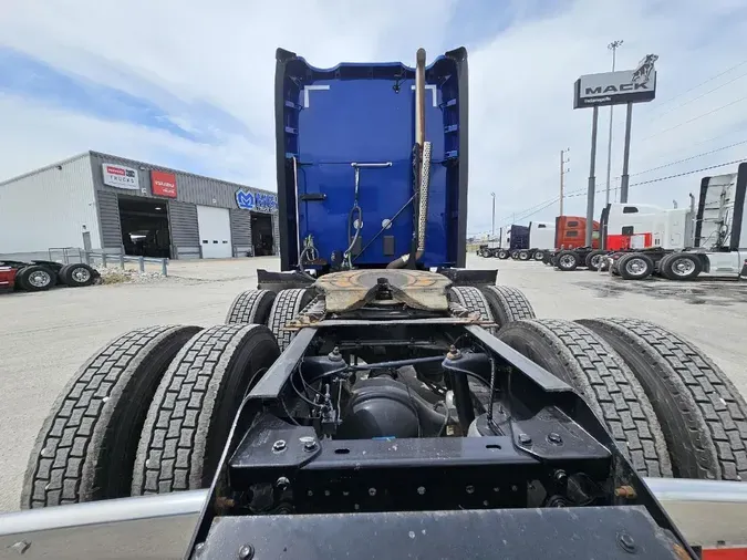 2022 KENWORTH T680