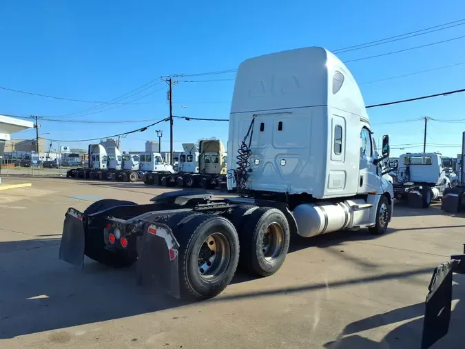 2020 FREIGHTLINER/MERCEDES NEW CASCADIA PX12664