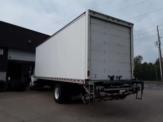 2019 FREIGHTLINER/MERCEDES M2 106