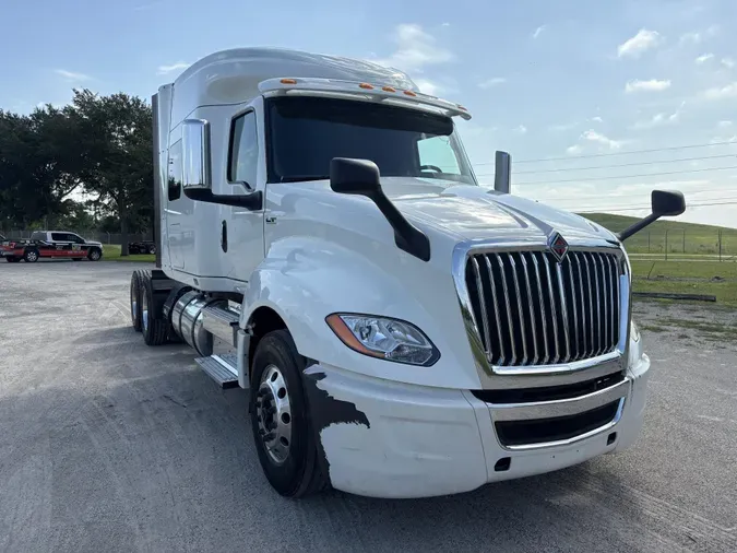 2021 International LT625
