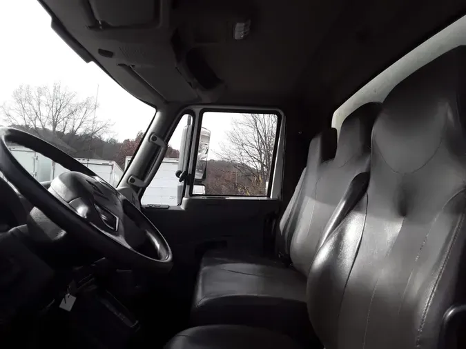 2019 NAVISTAR INTERNATIONAL 4300 SBA