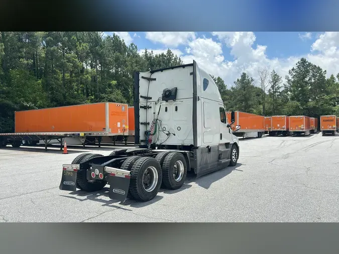 2021 Freightliner Cascadia