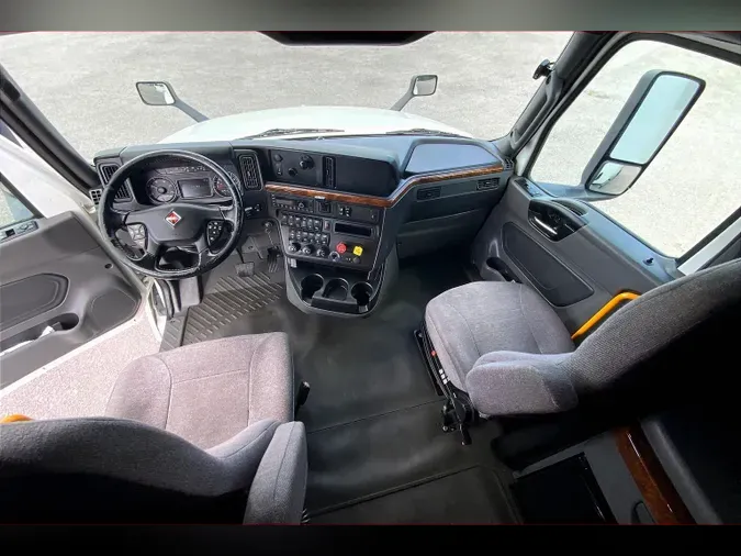 2021 INT LT625 6x4