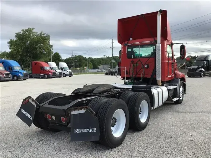 2016 MACK CXU613