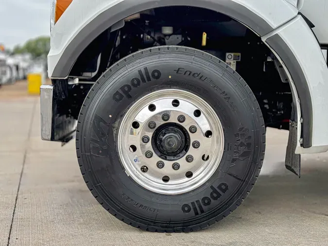 2025 KENWORTH T880S