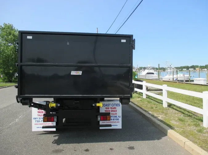2014 ISUZU NRR