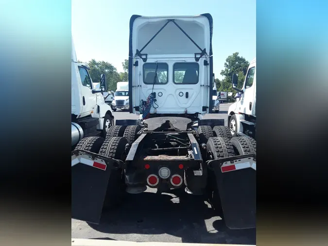 2019 FREIGHTLINER/MERCEDES NEW CASCADIA PX12664