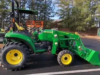 2022 John Deere 2038R