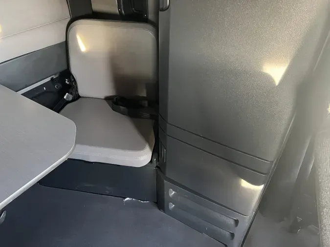 2019 Freightliner Cascadia 126