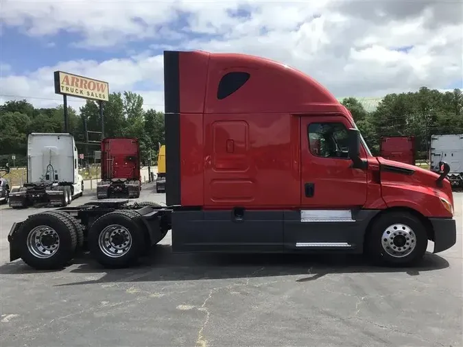 2020 FREIGHTLINER CASCADIA