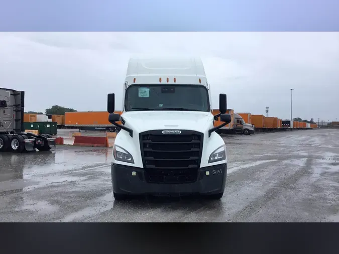 2023 Freightliner Cascadia 126611fc0c6614978db25de53a34bb44f0a