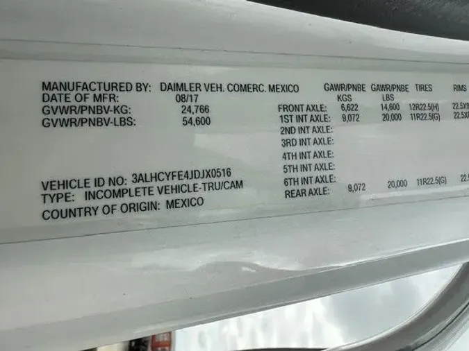 2018 Freightliner Business Class M2 106