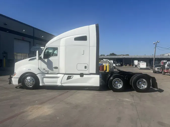 2021 Kenworth T680