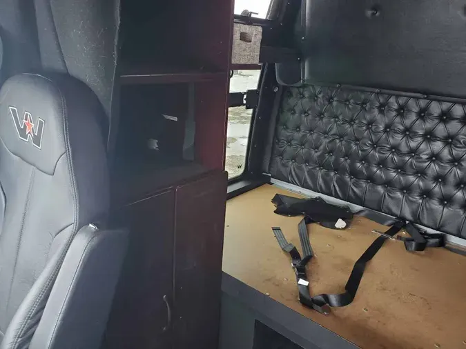 2021 WESTERN STAR 5700XE