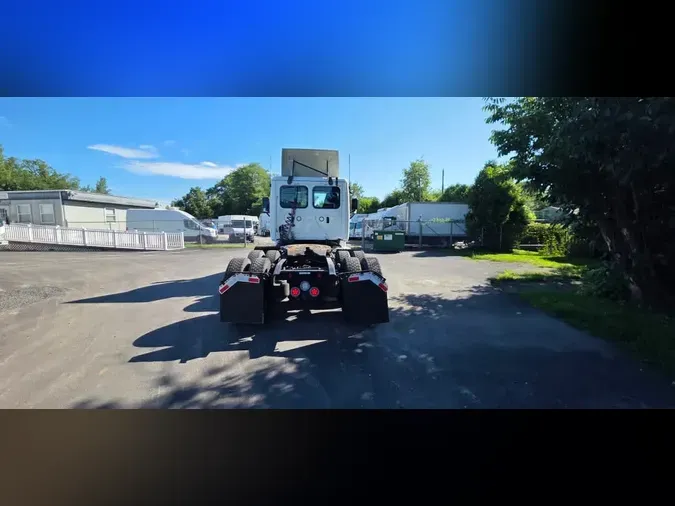 2020 FREIGHTLINER/MERCEDES CASCADIA 125