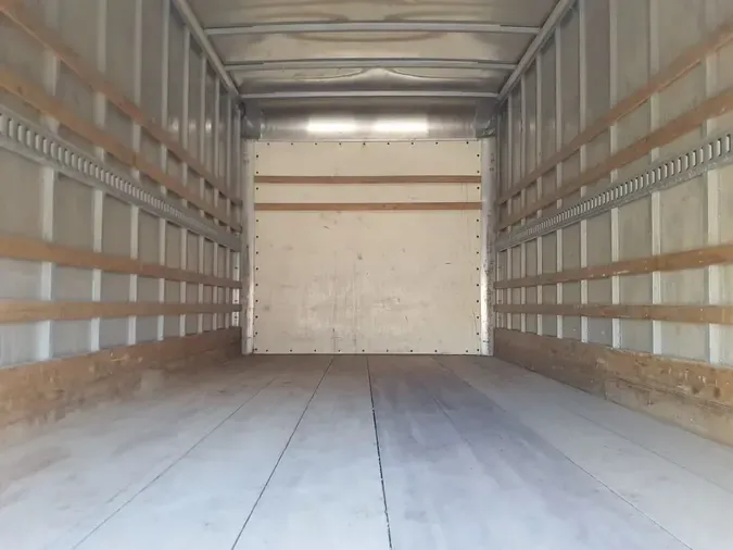 2018 ISUZU NPR HD6128c8cc4705eb8081619d03c11240fd