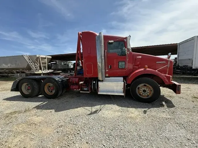 2011 KENWORTH T800