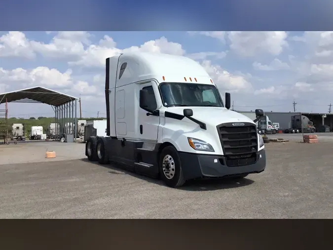 2021 Freightliner Cascadia612c2949733455e8a173901ee6d765ab
