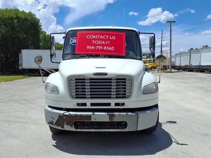 2015 FREIGHTLINER M2 106