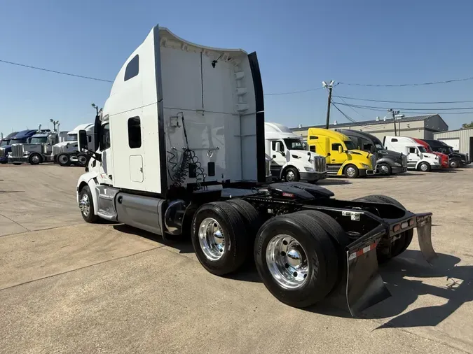 2022 Peterbilt 579