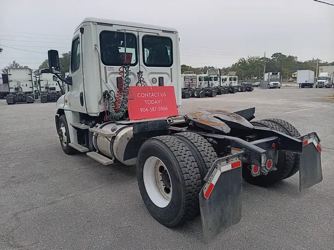 2017 FREIGHTLINER/MERCEDES CASCADIA 125